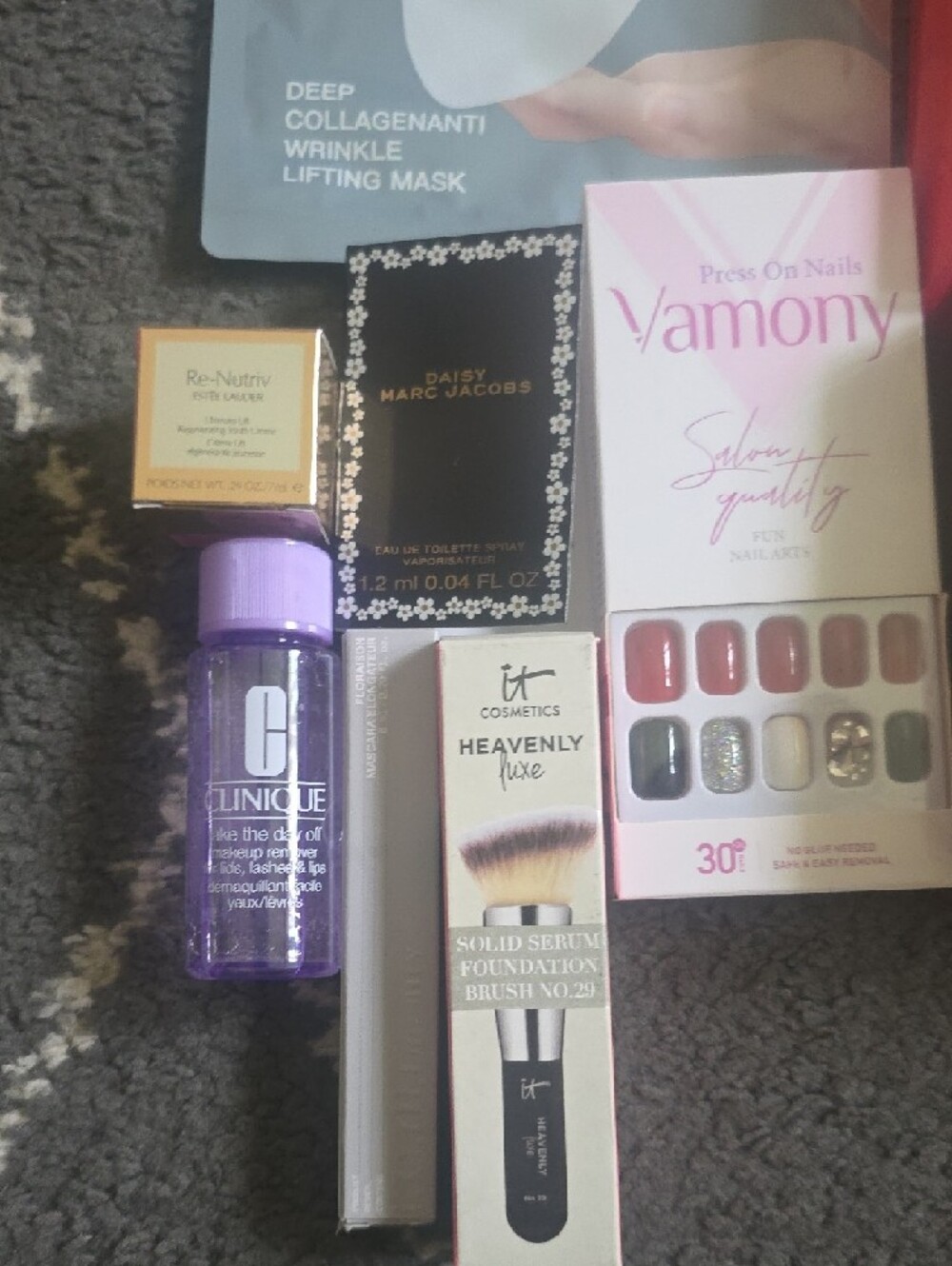 Beauty Bundle - Picture 2 of 5